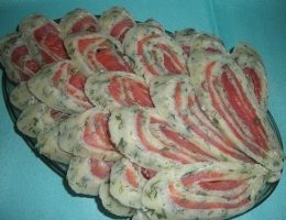 Миниатюра к статье Сырные рулетики с форелью.