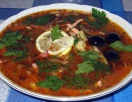 Миниатюра к статье Солянка мясная (Традиционный рецепт)